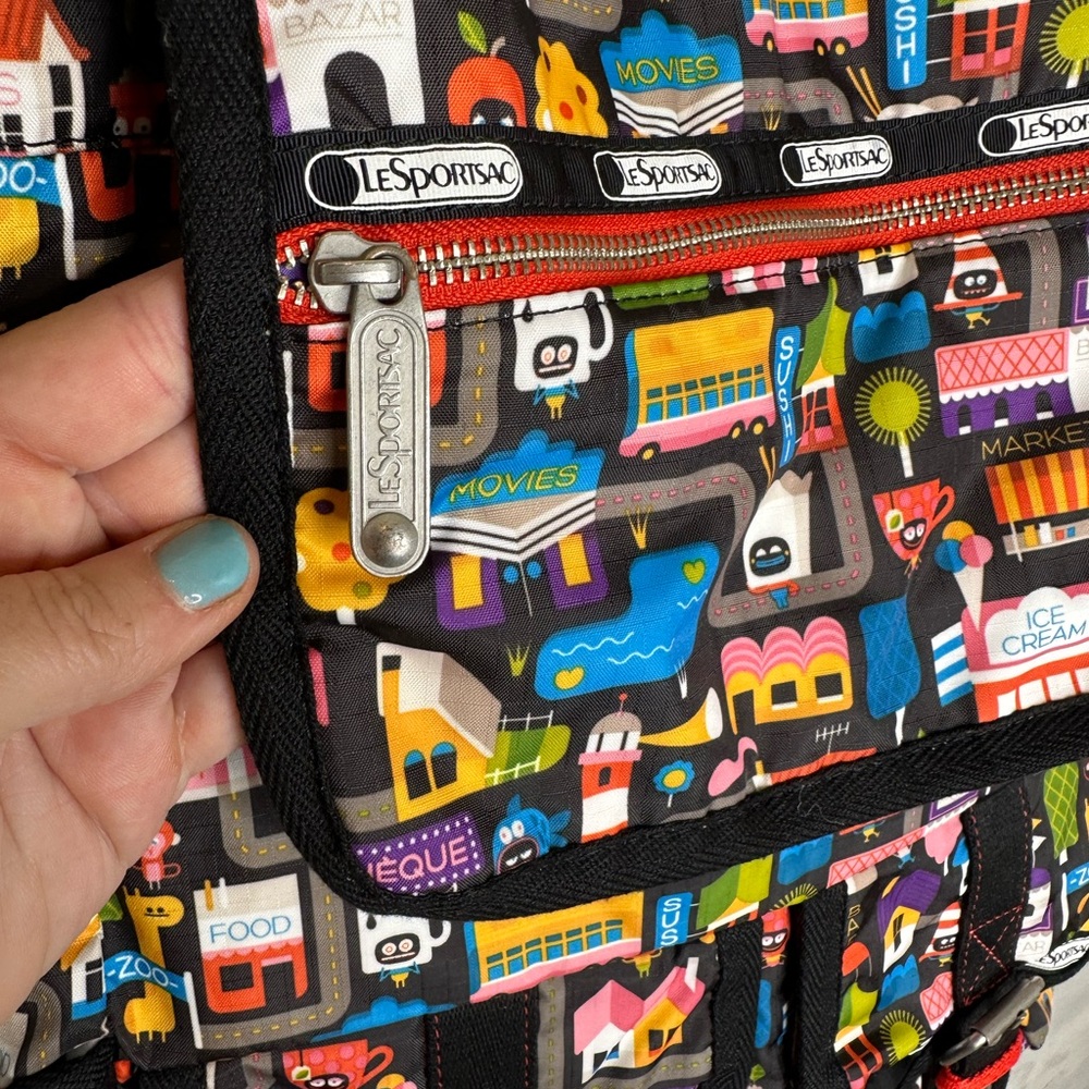 **SOLD** LeSportsac Artist in Residence Urban Fruit Print Colorful Day Pack - Picture 11 of 11